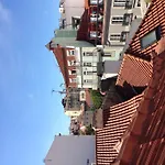 Santos\'S House